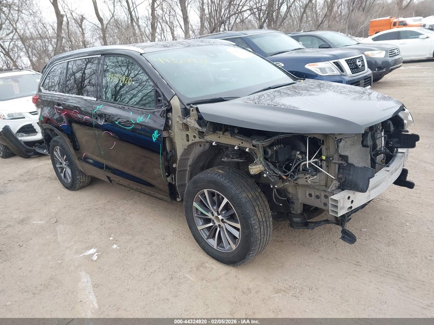 2018 Toyota Highlander Xle