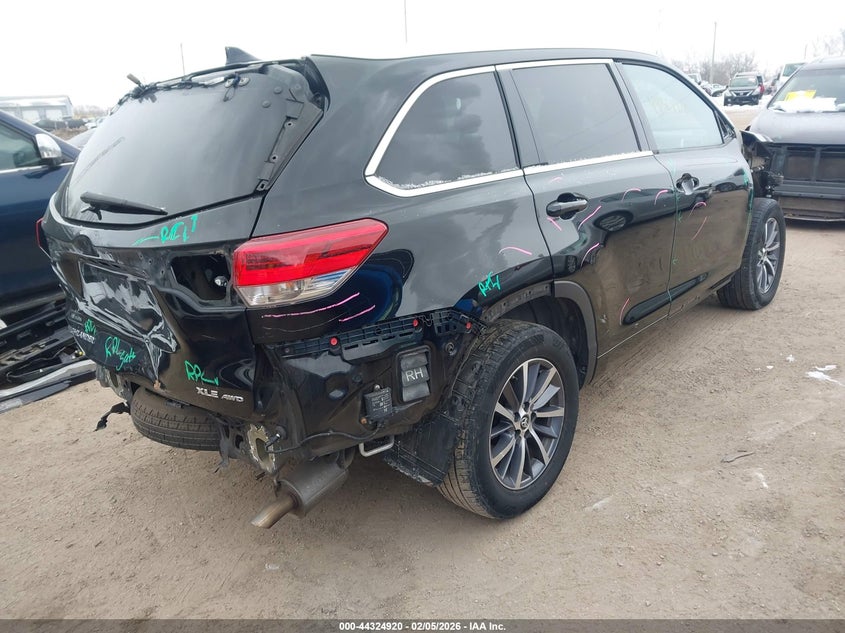 2018 Toyota Highlander Xle