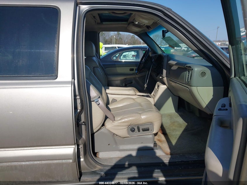 2001 Chevrolet Suburban 1500 Lt