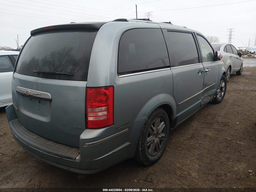 2008 Chrysler Town & Country Limited