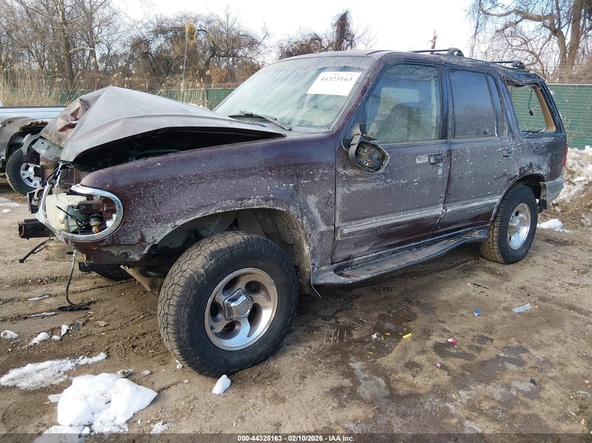 2000 Ford Explorer Xlt