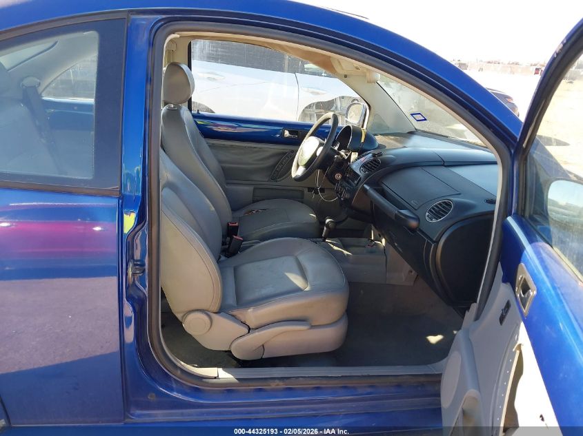 2008 Volkswagen New Beetle S