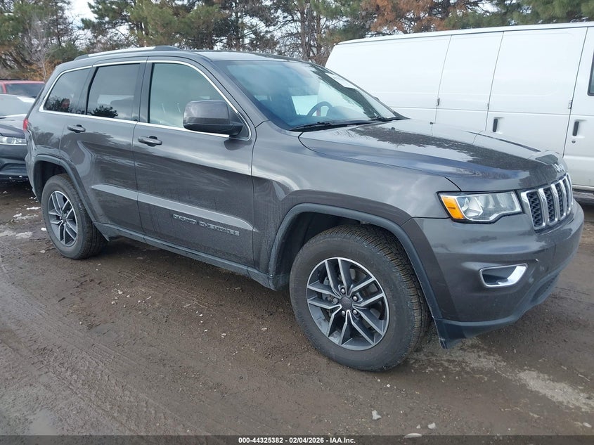 2019 Jeep Grand Cherokee Laredo E 4X4