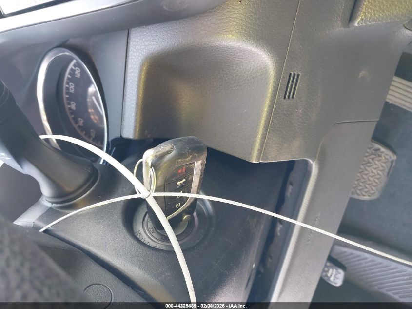 2019 Toyota Camry Le VIN: 4T1B11HK1KU264403 Lot: 44325439