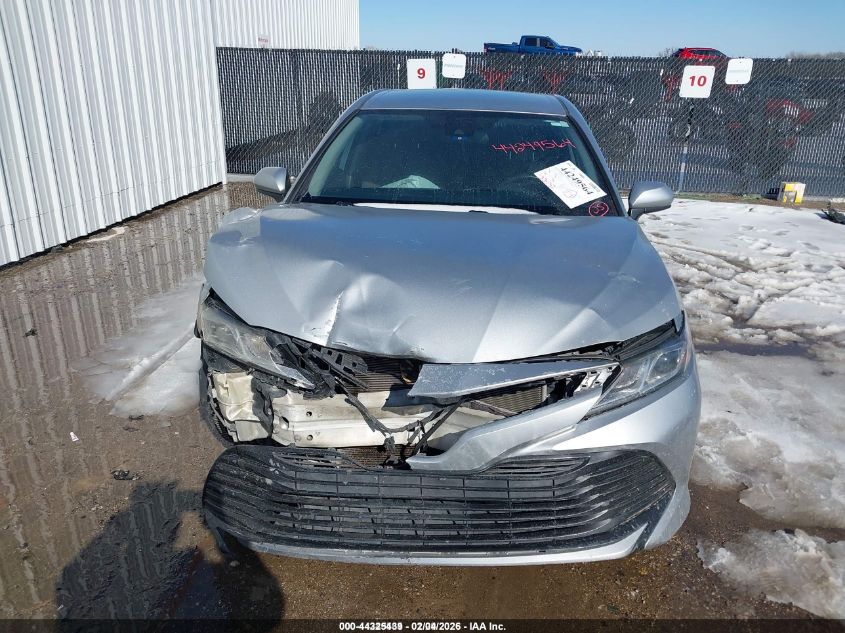 2019 Toyota Camry Le VIN: 4T1B11HK1KU264403 Lot: 44325439