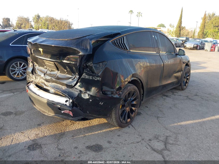 2021 Tesla Model Y Standard Range Rear-Wheel Drive