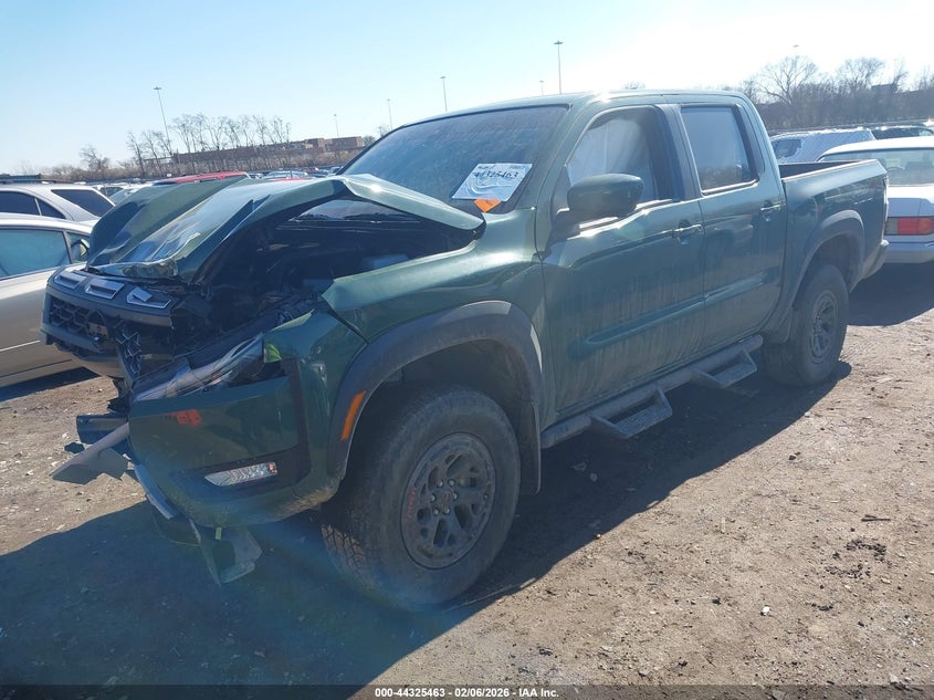 2025 Nissan Frontier Pro-4X 4X4