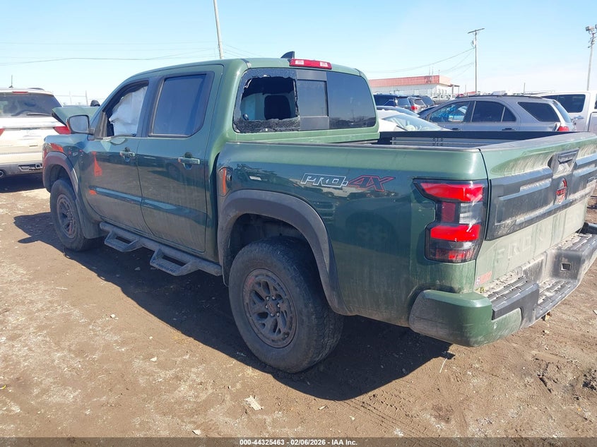 2025 Nissan Frontier Pro-4X 4X4