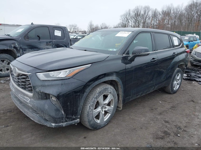 2020 Toyota Highlander Le