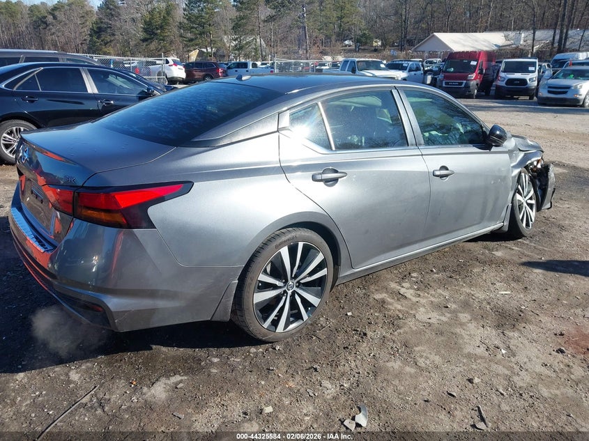 2020 Nissan Altima Sr Fwd