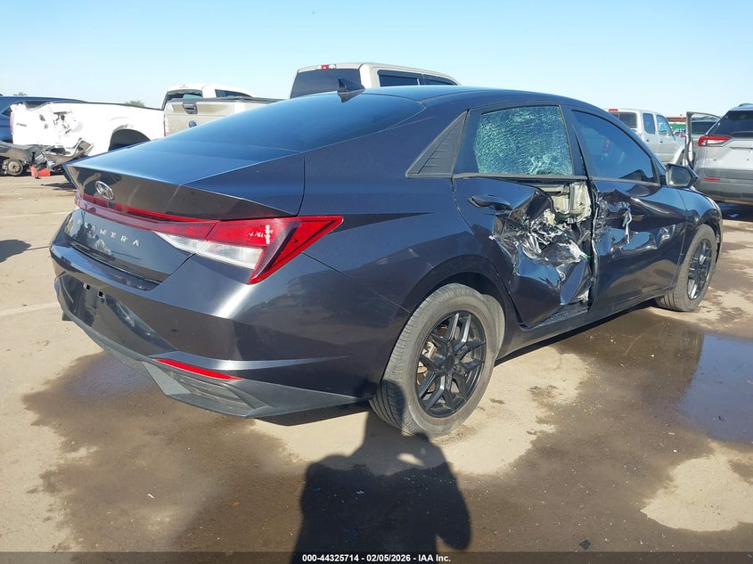 2021 Hyundai Elantra Sel