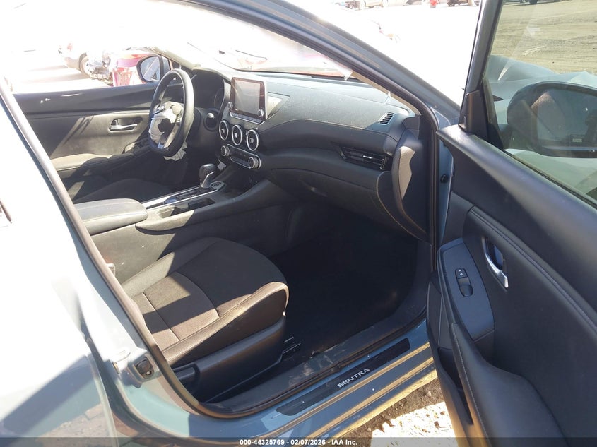 2024 Nissan Sentra Sv Xtronic Cvt