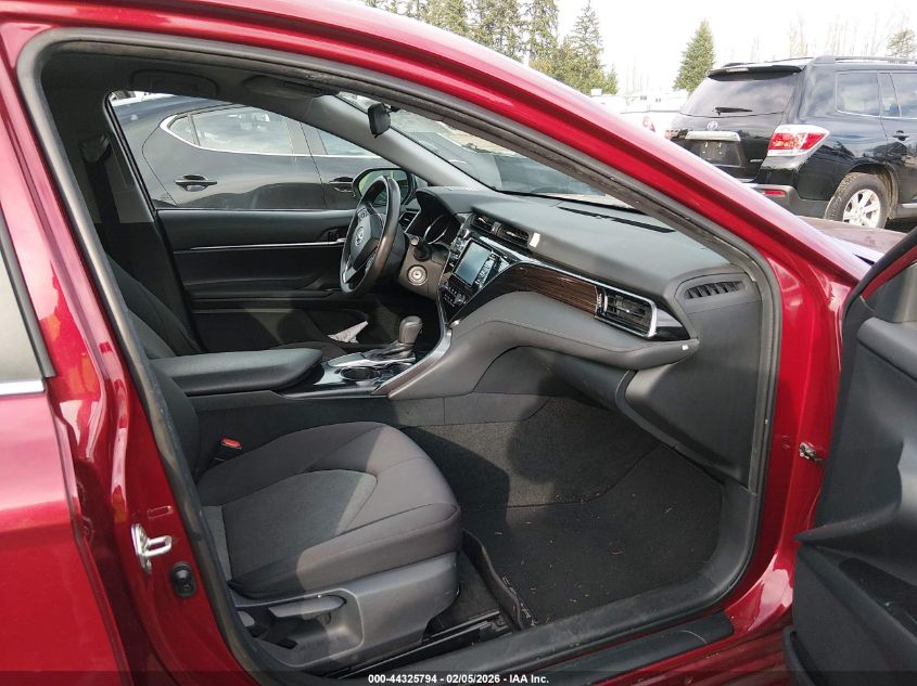 2019 TOYOTA CAMRY LE
