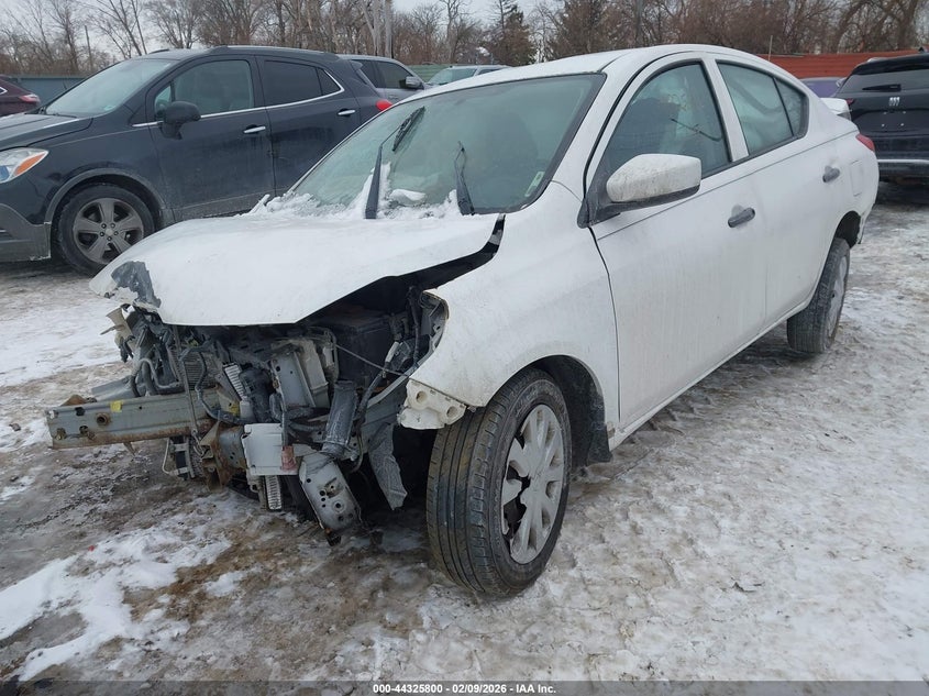 2018 Nissan Versa 1.6 S+
