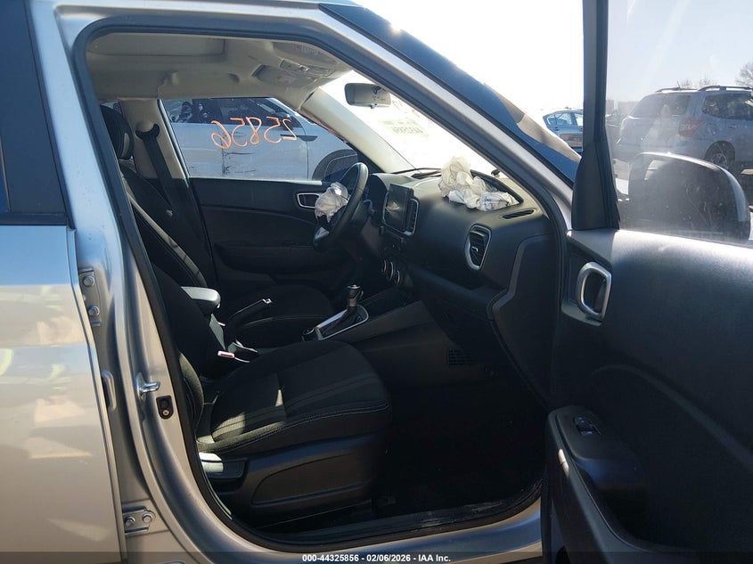 2020 Hyundai Venue Sel