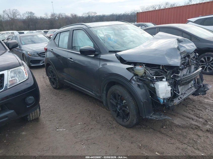 2024 Nissan Kicks Sr Xtronic Cvt