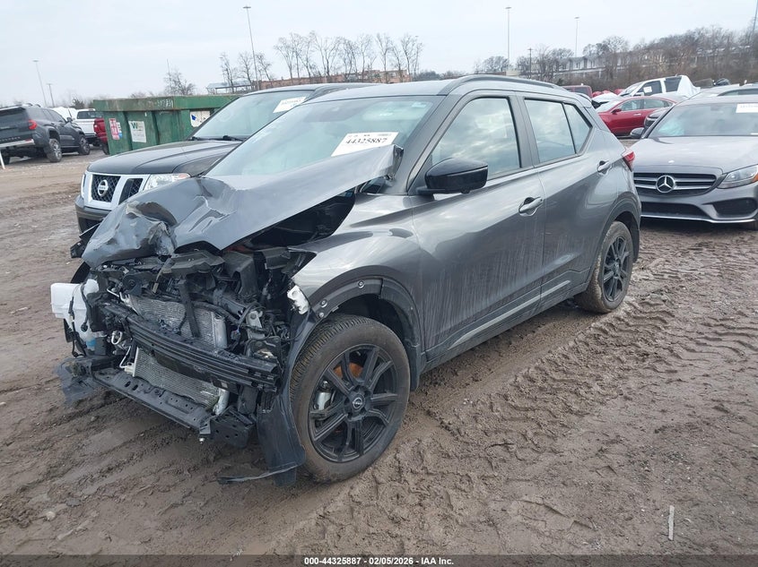 2024 Nissan Kicks Sr Xtronic Cvt