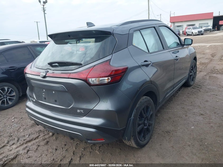 2024 Nissan Kicks Sr Xtronic Cvt