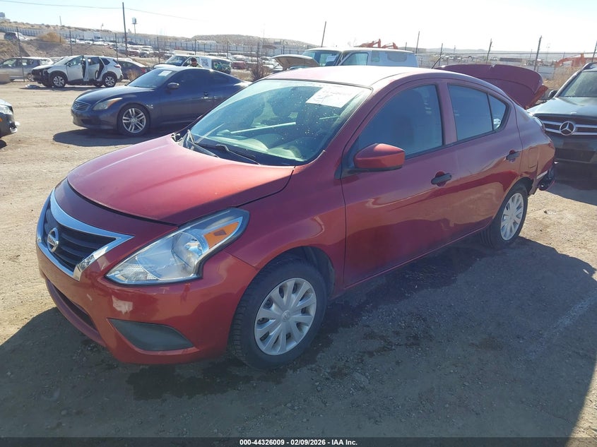 2019 Nissan Versa 1.6 S+