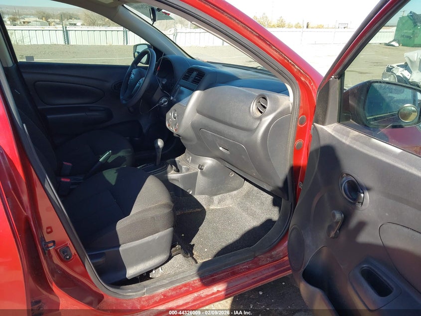 2019 Nissan Versa 1.6 S+