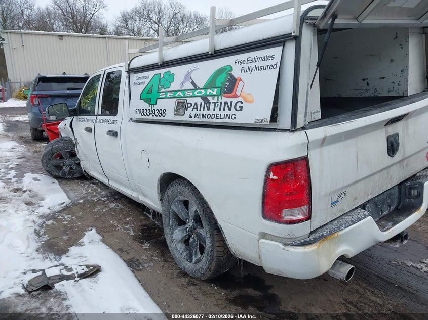 2019 Ram 1500 Classic Express 4X4 6'4 Box