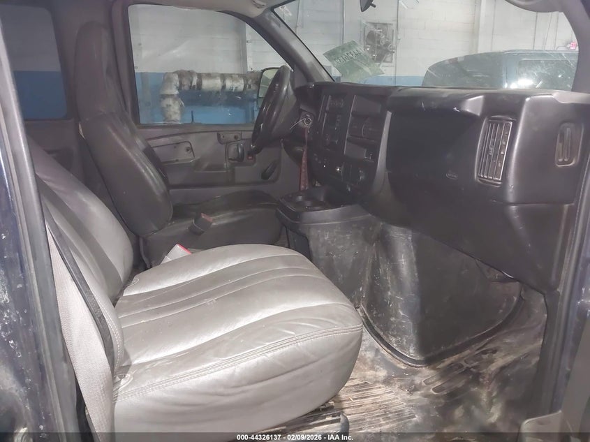 2008 Chevrolet Express Ls