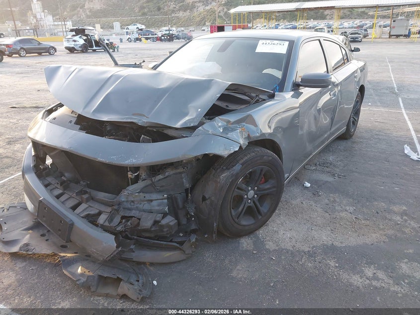 Vin: 2c3cdxbg2kh709665, lot: 44822722, dodge charger sxt rwd 20192