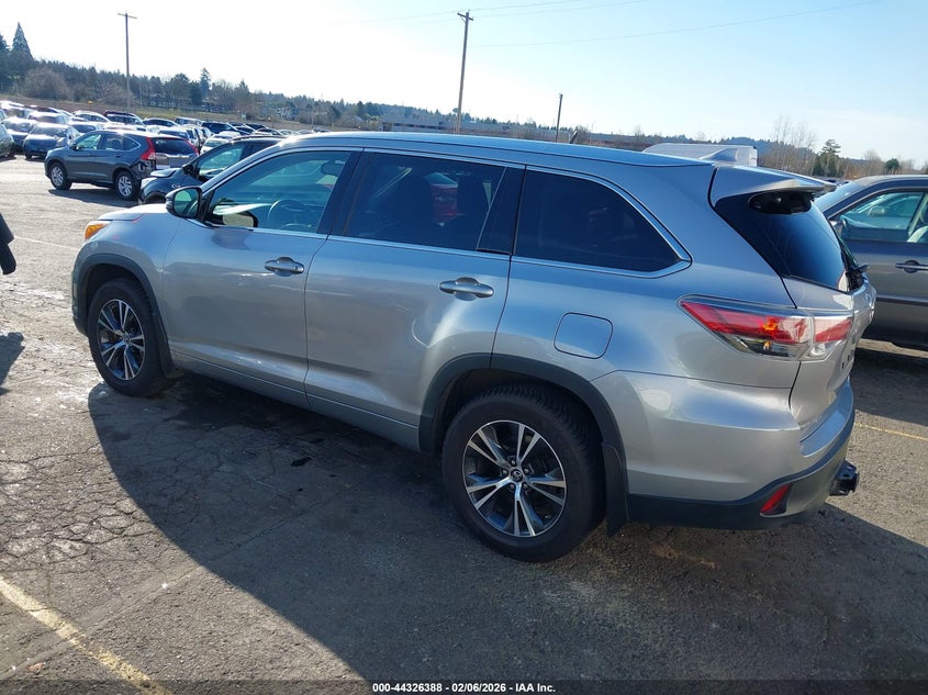 2016 Toyota Highlander Xle V6