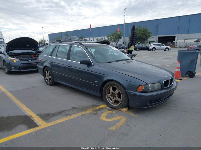 2001 BMW 525I