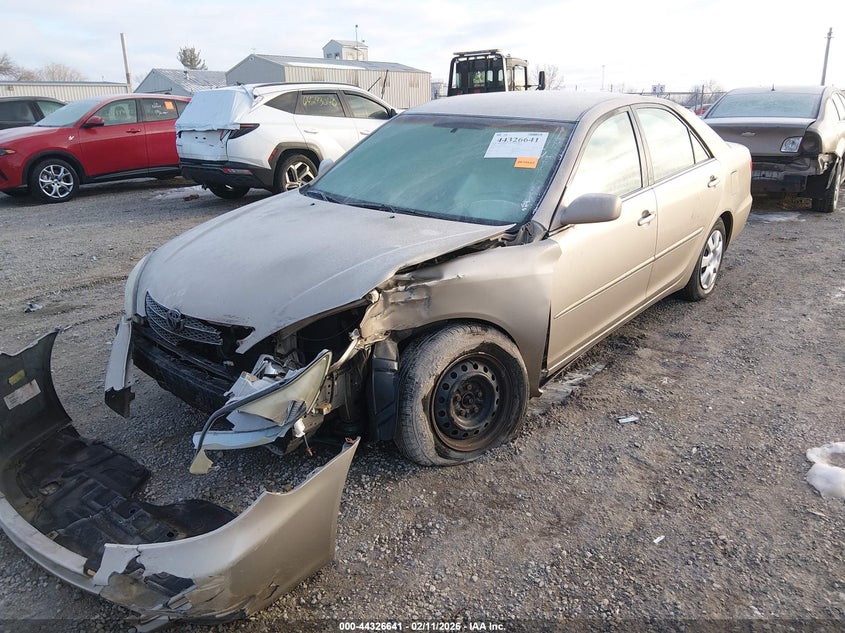 2004 Toyota Camry Le