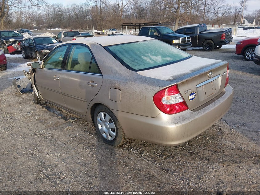 2004 Toyota Camry Le