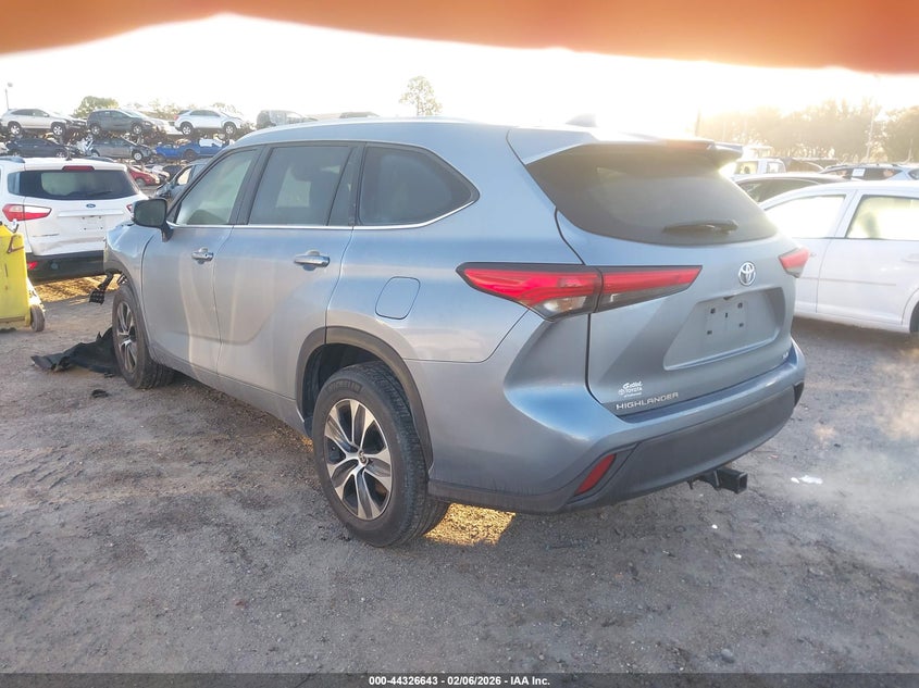 2021 Toyota Highlander Xle