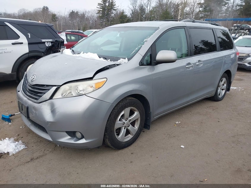 2011 Toyota Sienna Le V6