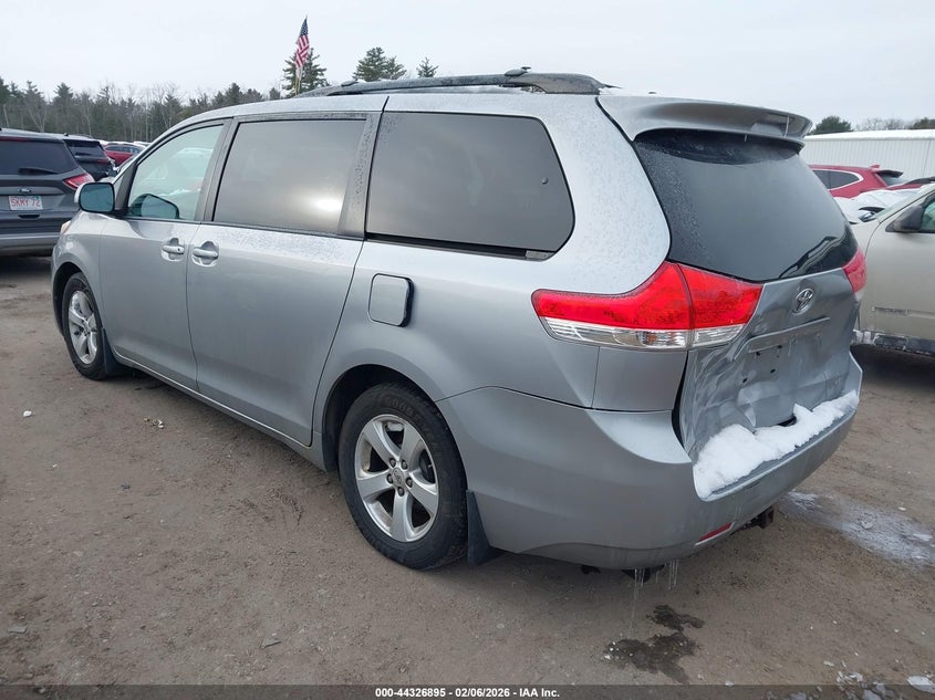 2011 Toyota Sienna Le V6