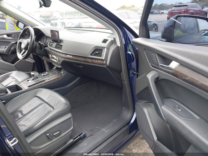 2018 Audi Q5 2.0T Premium/2.0T Tech Premium