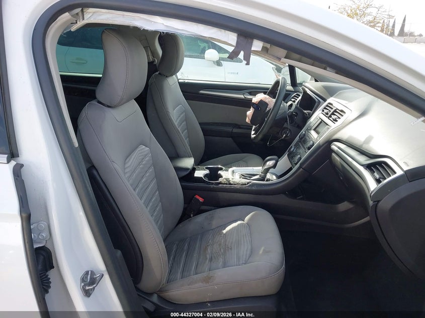 2016 Ford Fusion Hybrid S