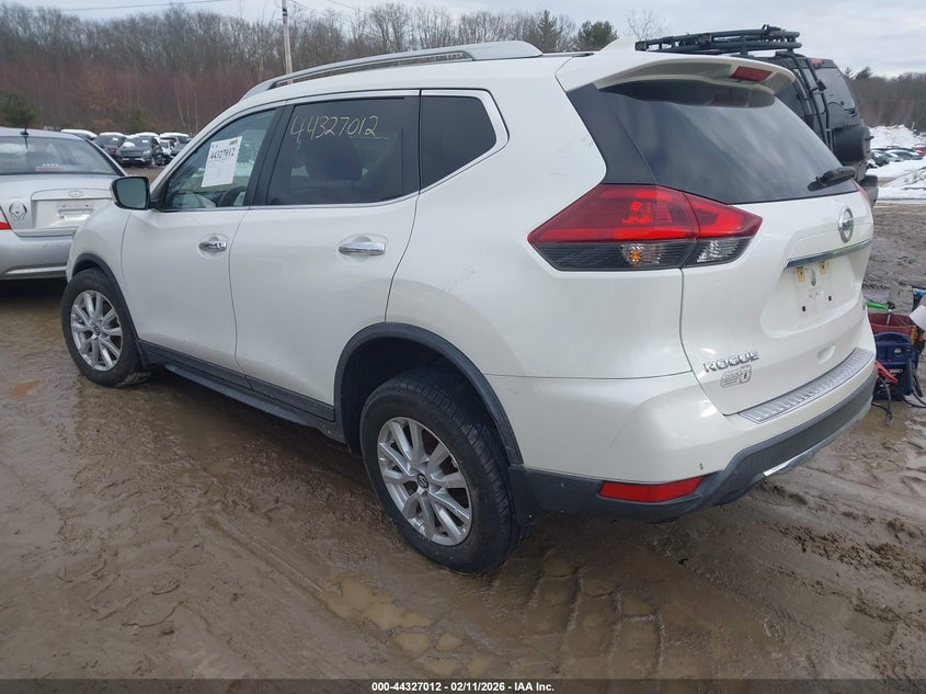 2018 Nissan Rogue Sv