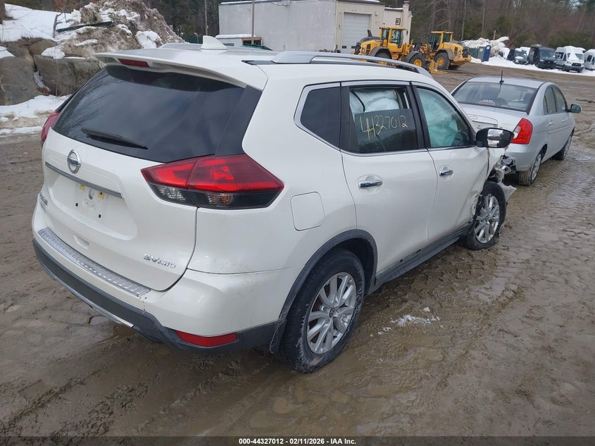 2018 Nissan Rogue Sv