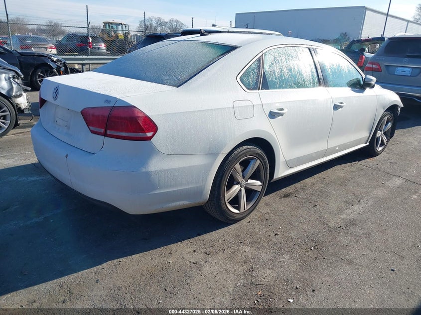 2014 Volkswagen Passat 2.5L Se