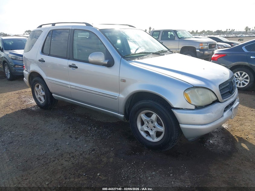2000 Mercedes-Benz Ml 320
