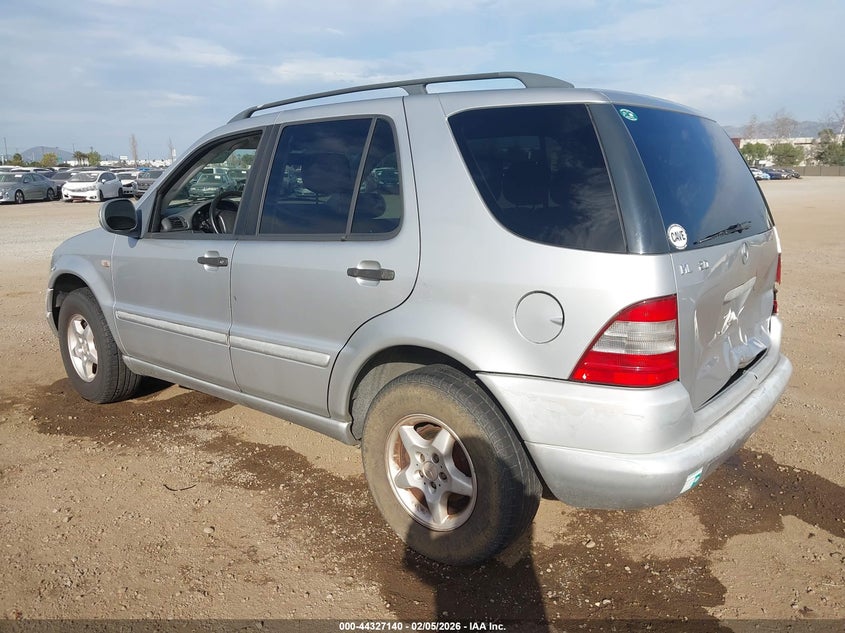 2000 Mercedes-Benz Ml 320