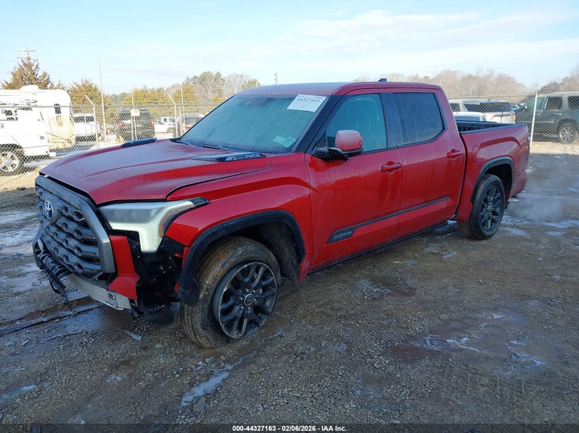 2023 Toyota Tundra Hybrid Platinum