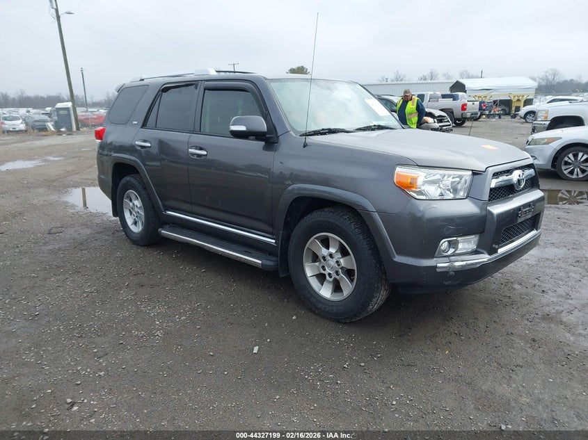 2013 Toyota 4Runner Sr5