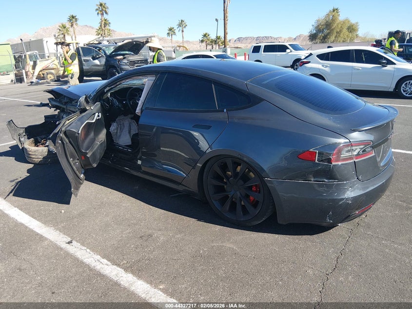 5YJSA1E41JF245898 2018 Tesla Model s 100D 75D P100D grey