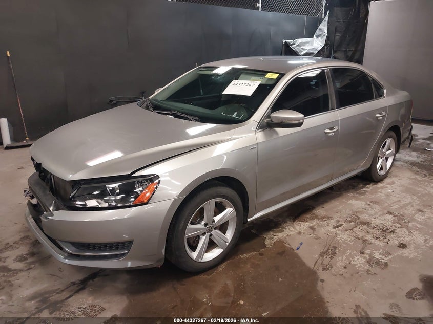 2014 Volkswagen Passat 1.8T Wolfsburg Edition