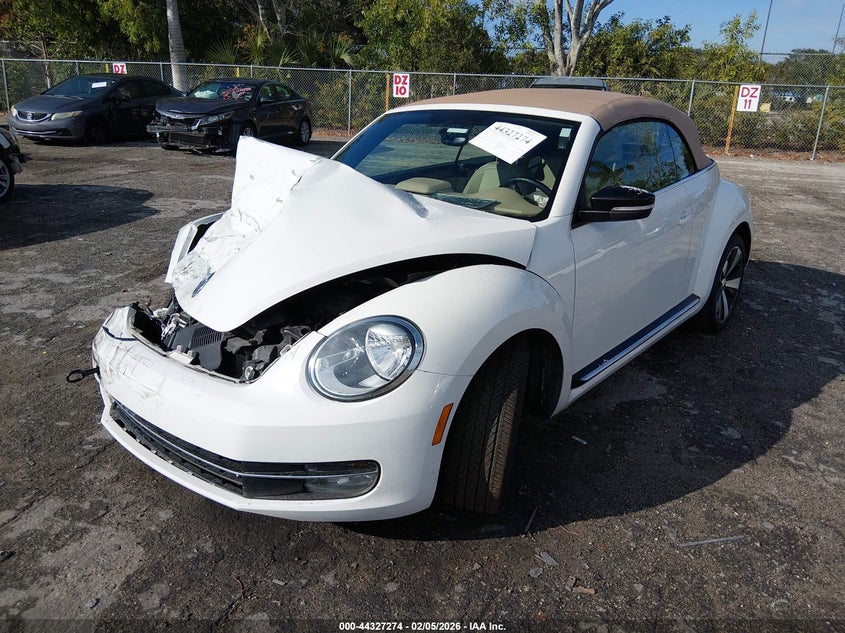 2013 Volkswagen Beetle 2.0T