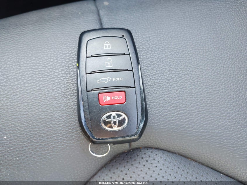 VIN 5TDACAB57RS009055 2024 TOYOTA GRAND HIGHLANDER HYBRID XLE