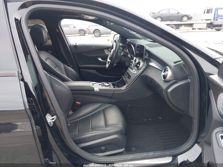 2020 Mercedes-Benz C 300