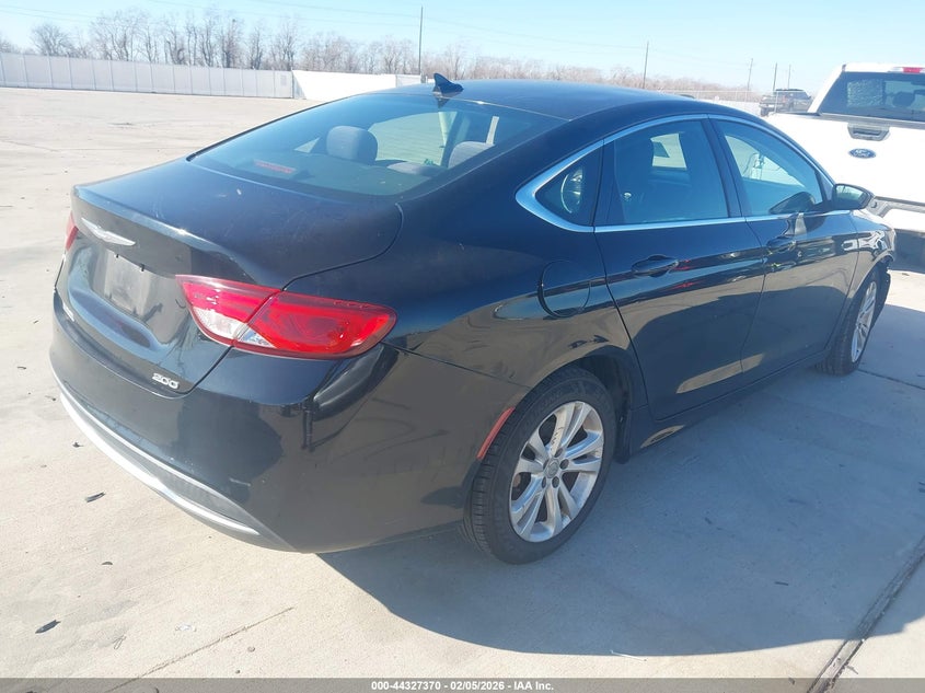 2015 Chrysler 200 Limited