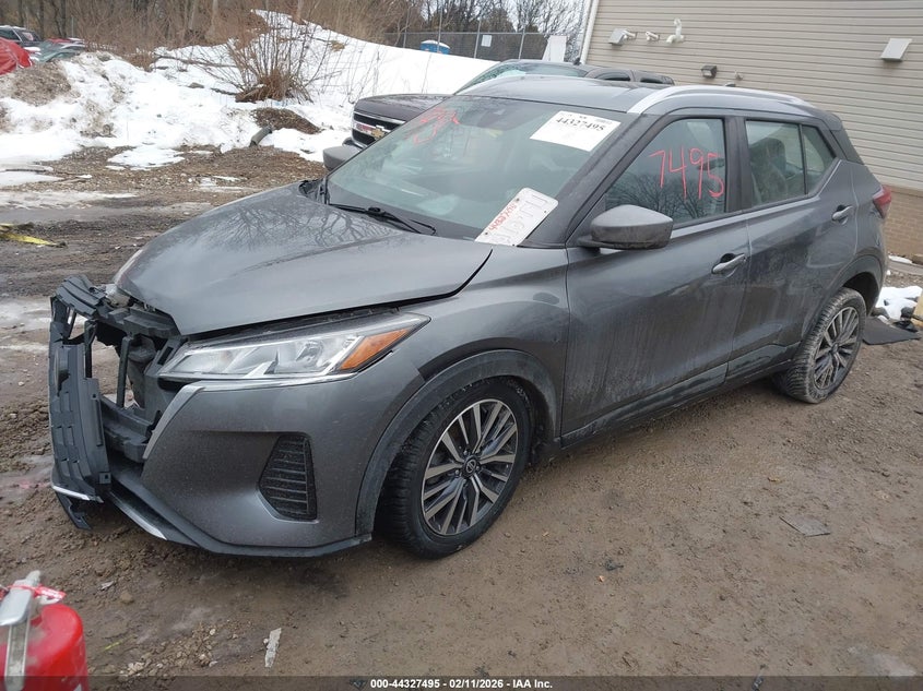 2021 Nissan Kicks Sv Xtronic Cvt